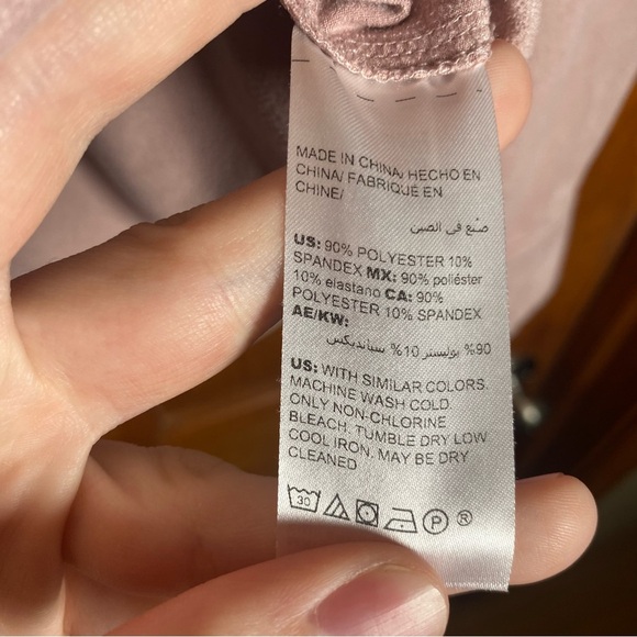 Chico's Baby Pink Casual Button Down Shirt Relaxed Fit Chico’s Size 0 - Picture 6 of 7